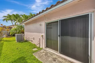17818 SW 144th Ct, Miami, FL 33177 - Photo 21