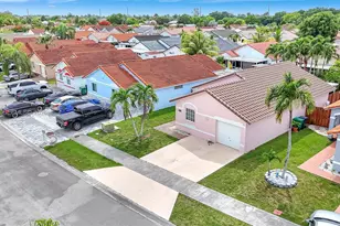17818 SW 144th Ct, Miami, FL 33177 - Photo 1