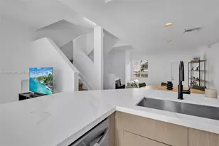 2921 NE 185th St (Remodeled), Aventura, FL 33180 - Photo 21