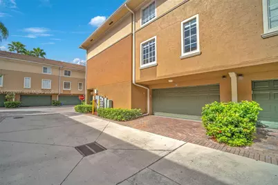 2921 NE 185th St (Remodeled) #1203, Aventura, FL 33180 - Photo 33