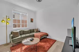2921 NE 185th St (Remodeled), Aventura, FL 33180 - Photo 23