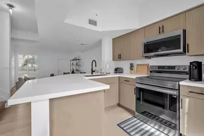 2921 NE 185th St (Remodeled) #1203, Aventura, FL 33180 - Photo 21
