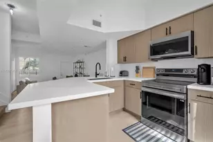 2921 NE 185th St (Remodeled), Aventura, FL 33180 - Photo 21