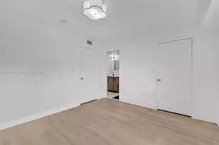 2921 NE 185th St (Remodeled), Aventura, FL 33180 - Photo 27