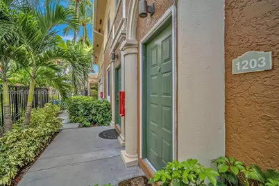 2921 NE 185th St (Remodeled) #1203, Aventura, FL 33180 - Photo 31