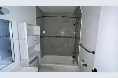 18111 NW 68th Ave #H205, Hialeah, FL 33015 - Photo 7