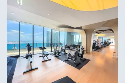 1000 Brickell Plz #2111, Miami, FL 33131 - Photo 29