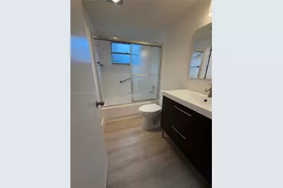 100 SW 132nd Way #304K, Pembroke Pines, FL 33027 - Photo 11