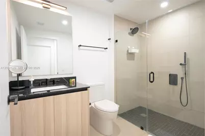 225 N Miami Ave #1505, Miami, FL 33128 - Photo 13