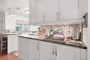 16500 E Stonehaven Rd, Miami Lakes, FL 33014 - Photo 9