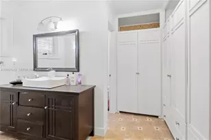 16500 E Stonehaven Rd, Miami Lakes, FL 33014 - Photo 15