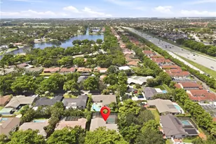 16500 E Stonehaven Rd, Miami Lakes, FL 33014 - Photo 21