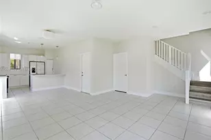 4426 NW 83rd Pkwy, Doral, FL 33166 - Photo 9