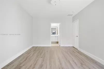 4426 NW 83rd Pkwy #0, Doral, FL 33166 - Photo 17