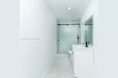 760 NW 6th St, Florida City, FL 33034 - Photo 25