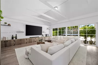 4700 Lake Rd, Miami, FL 33137 - Photo 29