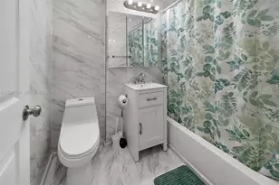 2040 E Hillsboro Blvd, Deerfield Beach, FL 33441 - Photo 5