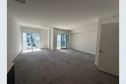 31 SE 6th St #1103, Miami, FL 33131 - Photo 21