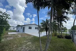 982 NW 3rd St, Florida City, FL 33034 - Photo 17