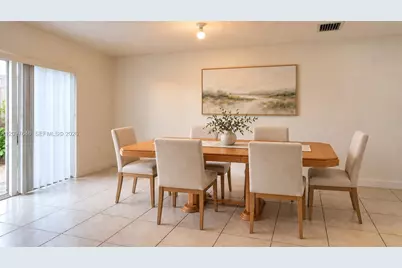 585 NE 5th Pl #585, Florida City, FL 33034 - Photo 7
