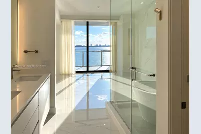 700 NE 24th St #1204, Miami, FL 33137 - Photo 7