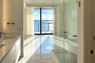 700 NE 24th St, Miami, FL 33137 - Photo 7
