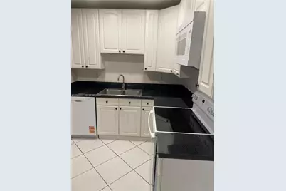 6152 SW 2nd St, Margate, FL 33068 - Photo 3