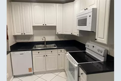 6152 SW 2nd St, Margate, FL 33068 - Photo 5