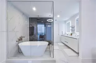 700 NE 24th St, Miami, FL 33137 - Photo 21