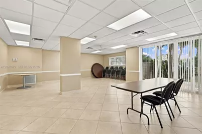 900 NE 18th Ave #304, Fort Lauderdale, FL 33304 - Photo 23