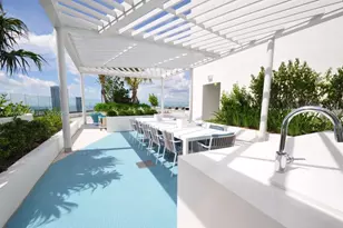 45 SW 9th St, Miami, FL 33130 - Photo 33