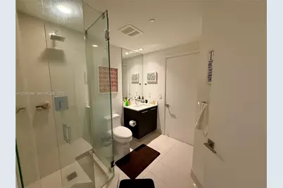 45 SW 9th St #2308, Miami, FL 33130 - Photo 13