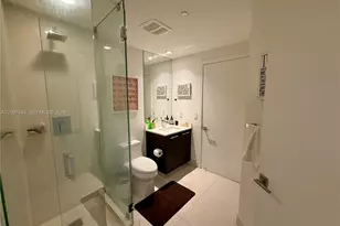 45 SW 9th St, Miami, FL 33130 - Photo 13