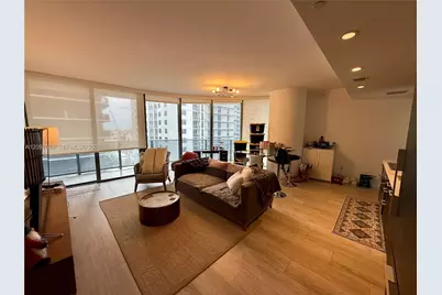 45 SW 9th St #2308, Miami, FL 33130 - Photo 3