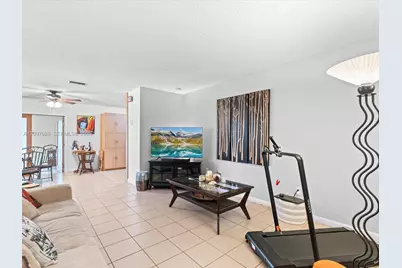 1432 SW 118th Ave, Miami, FL 33184 - Photo 5