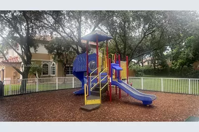 12704 SW 49th Dr, Miramar, FL 33027 - Photo 5
