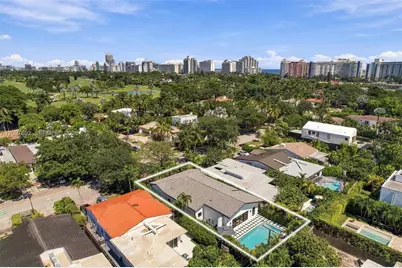 600 W 51st St, Miami Beach, FL 33140 - Photo 49