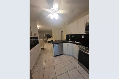 2505 W 76th St #103, Hialeah, FL 33016 - Photo 21