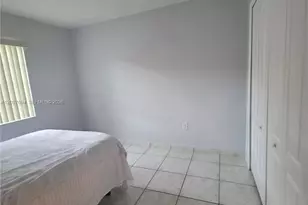 2505 W 76th St, Hialeah, FL 33016 - Photo 15