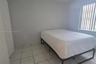 2505 W 76th St, Hialeah, FL 33016 - Photo 17