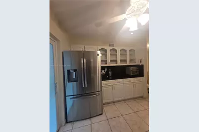 2505 W 76th St #103, Hialeah, FL 33016 - Photo 23