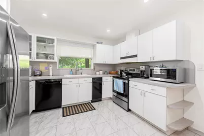 12505 SW 22nd Ter #-, Miami, FL 33175 - Photo 11