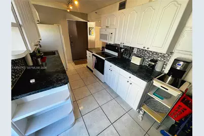 6830 Indian Creek Dr #7F, Miami Beach, FL 33141 - Photo 11