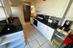 6830 Indian Creek Dr, Miami Beach, FL 33141 - Photo 11