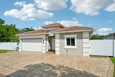 401 SE 17th Ave, Homestead, FL 33033 - Photo 3