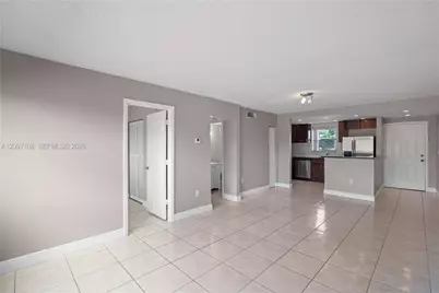 2150 Bay Dr #6, Miami Beach, FL 33141 - Photo 11