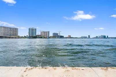2150 Bay Dr #6, Miami Beach, FL 33141 - Photo 29