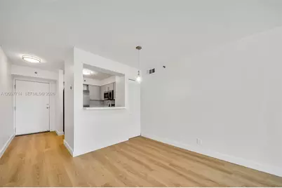 501 SW 1st St #502, Miami, FL 33130 - Photo 11