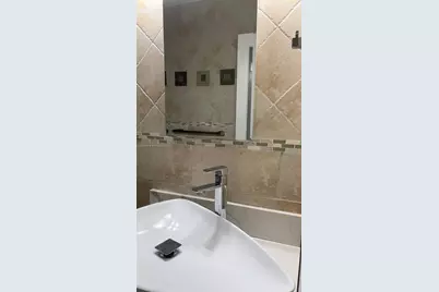 10450 SW 42nd Ter, Miami, FL 33165 - Photo 9
