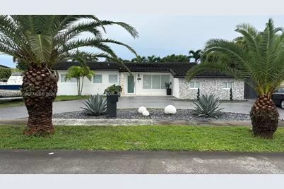 10450 SW 42nd Ter, Miami, FL 33165 - Photo 1